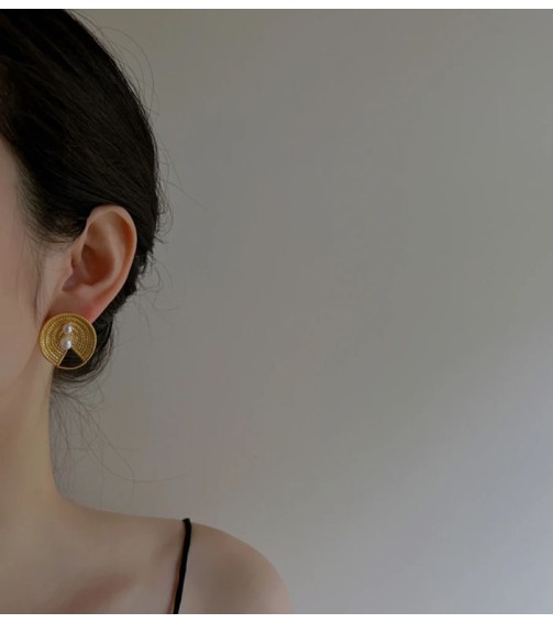 Gold Anadem Earring 