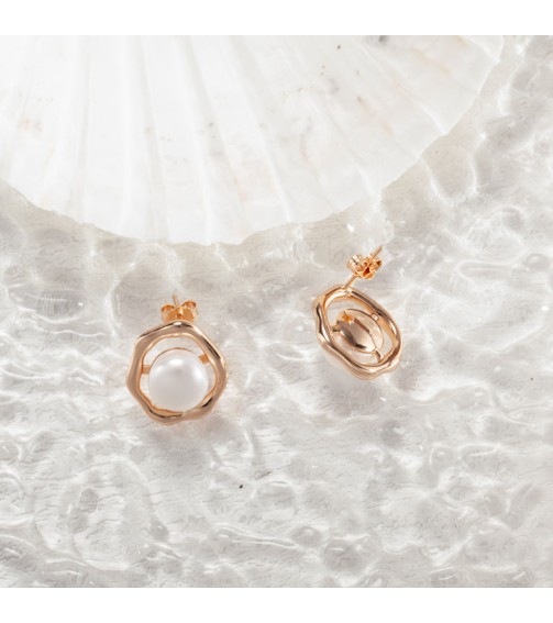 Retro Oval Pearl Earring 