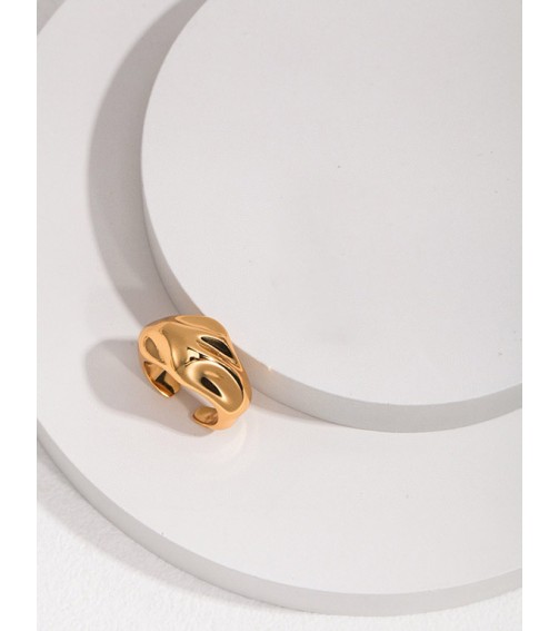 Golden Contemporary Ring 